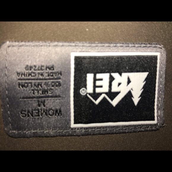 REI Jacket - Picture 3 of 6